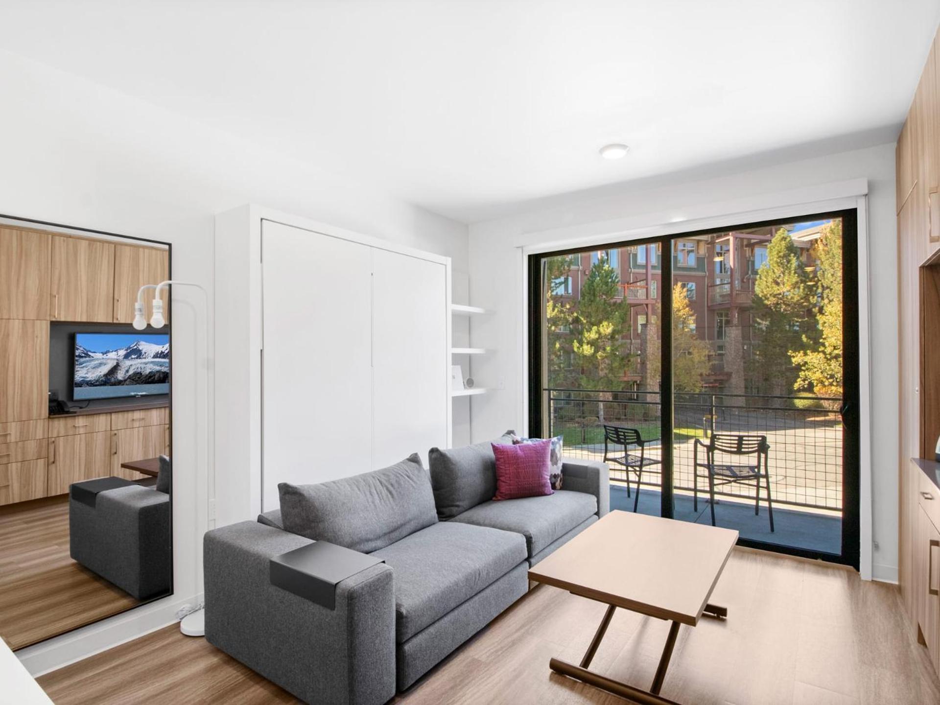 Superior Apartment
