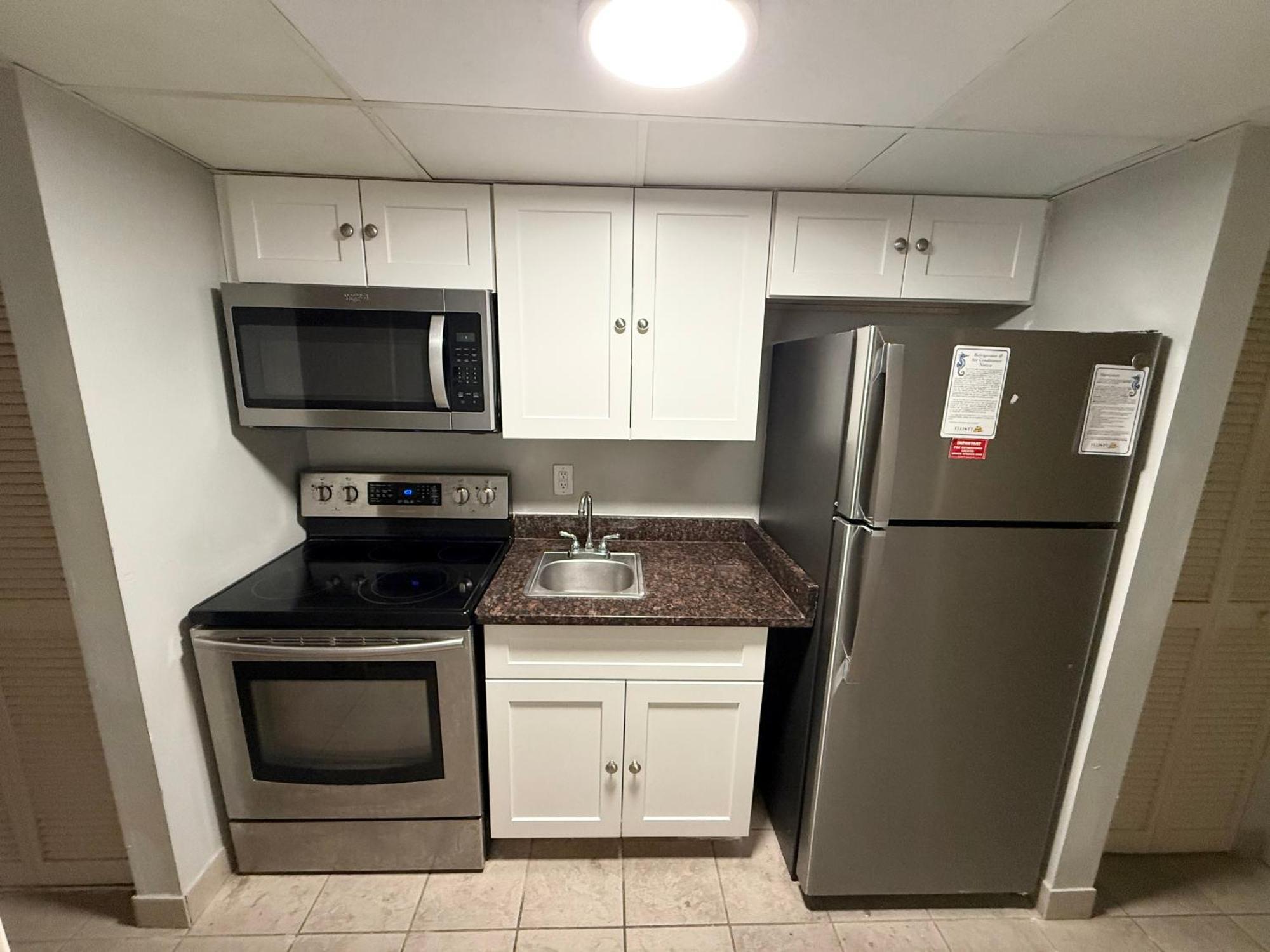 Two-Bedroom Deluxe Apartment Ocean View