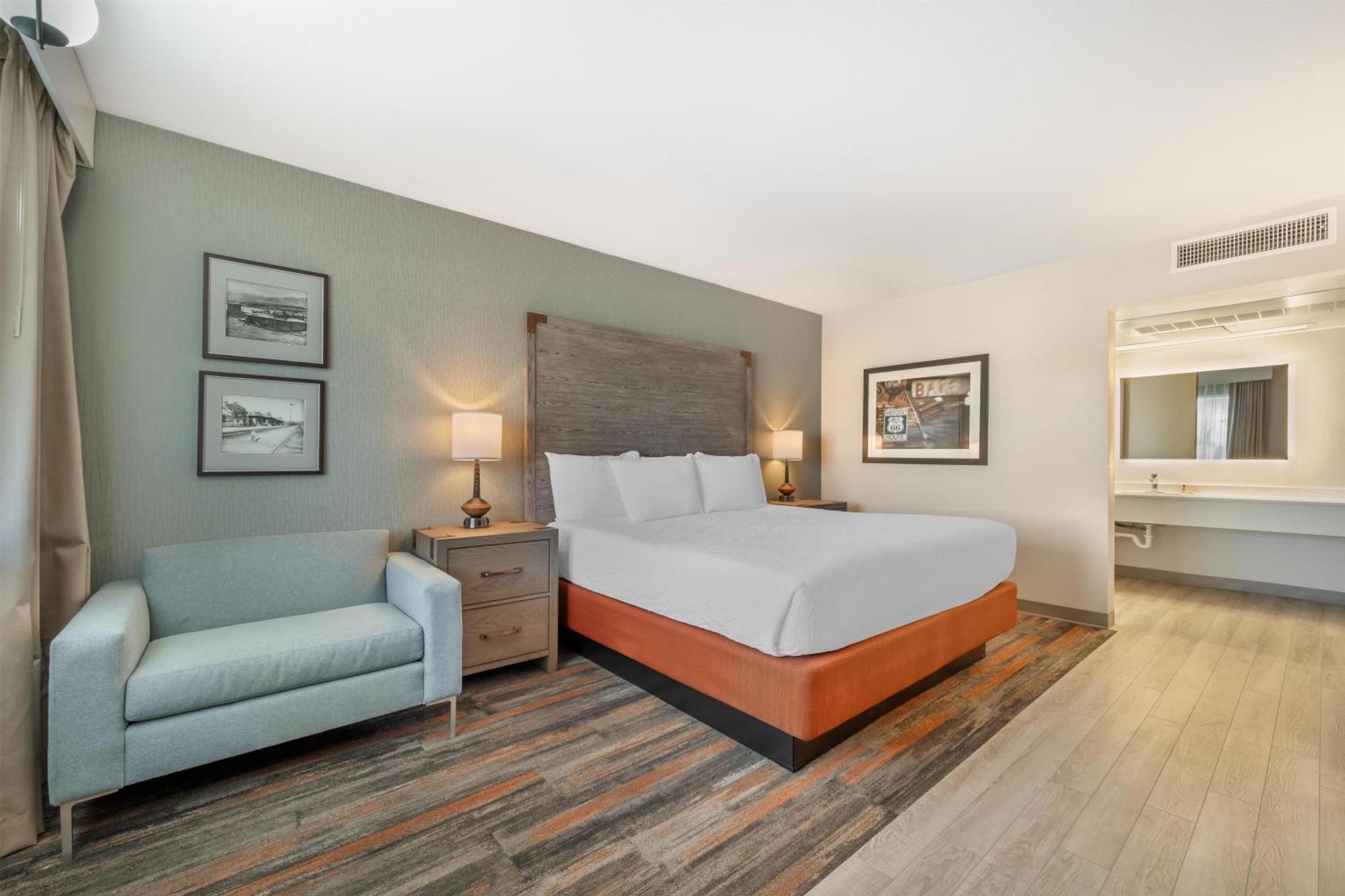 King Room - Non-Smoking,1742746605:JPEG