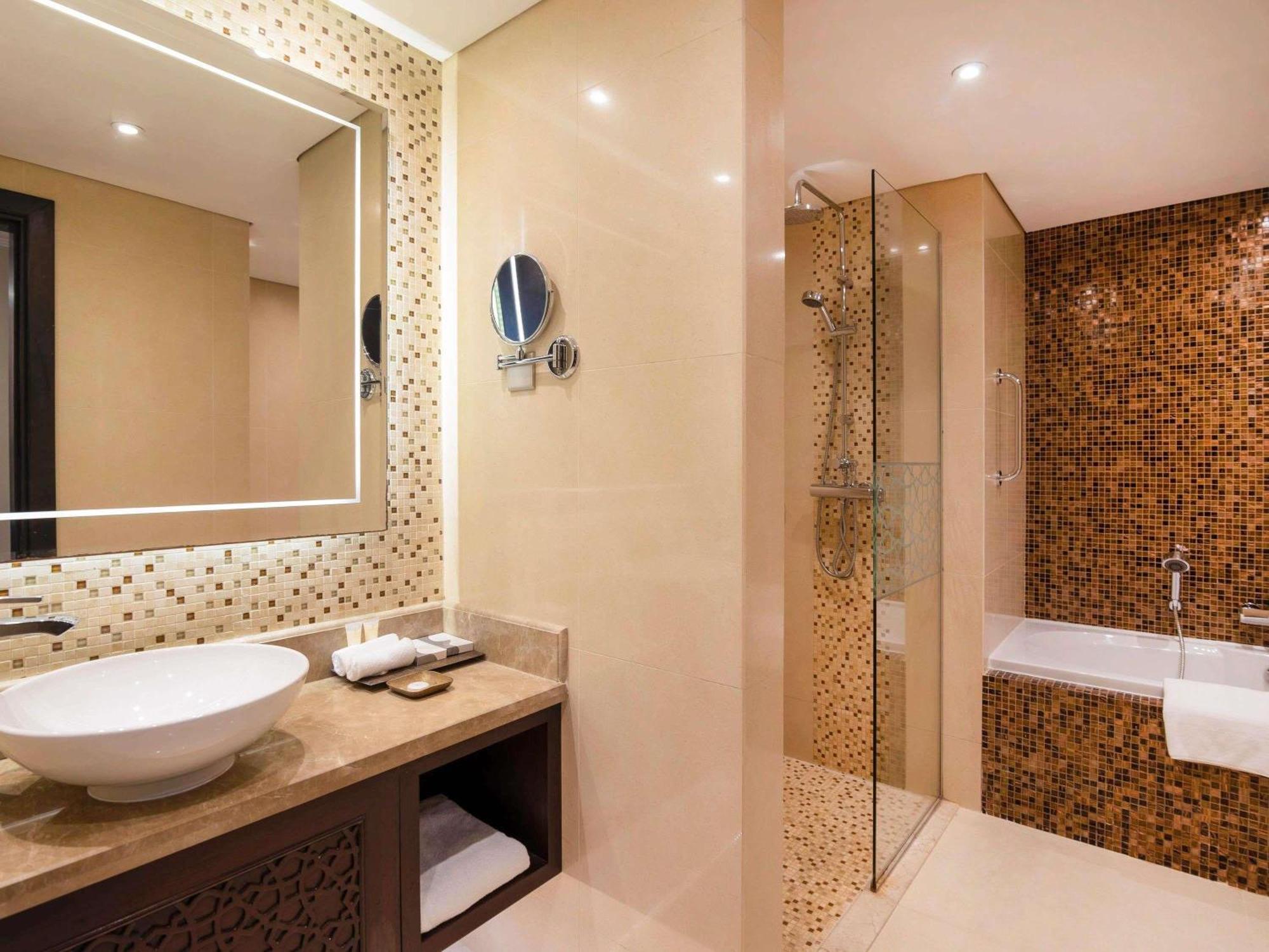 Two-Bedroom Suite with One King and One Twin Bed