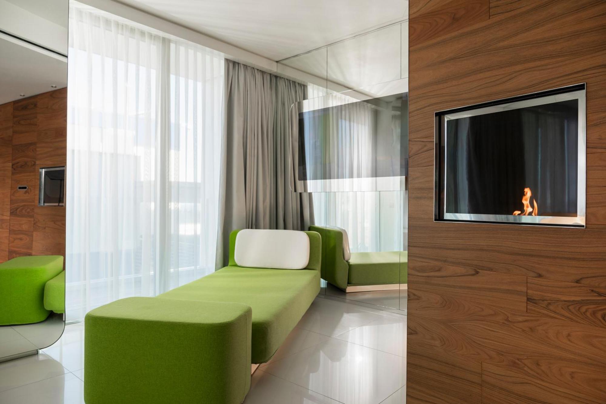 Suite,1739395240:JPEG