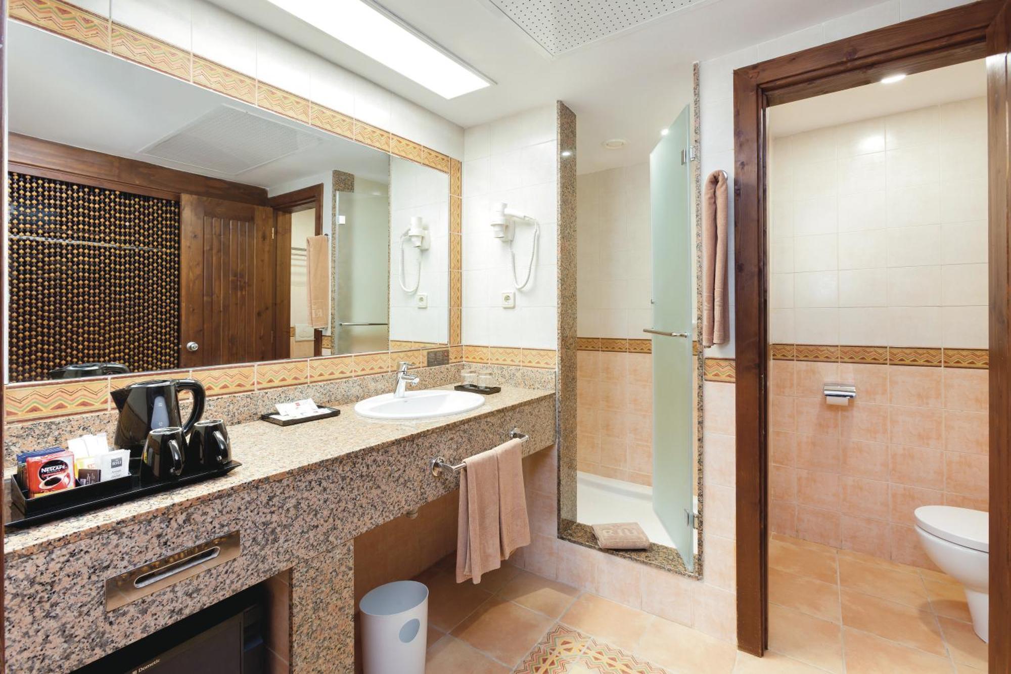 Großes Doppelzimmer