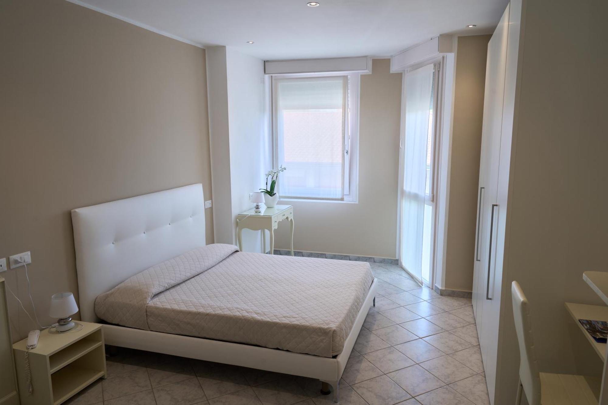 Classic Dreibettzimmer