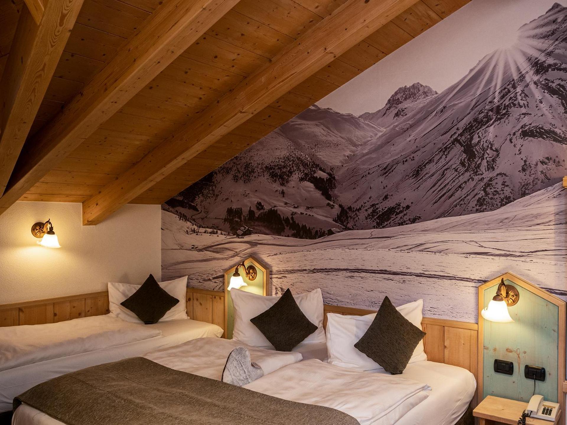 Dreibettzimmer