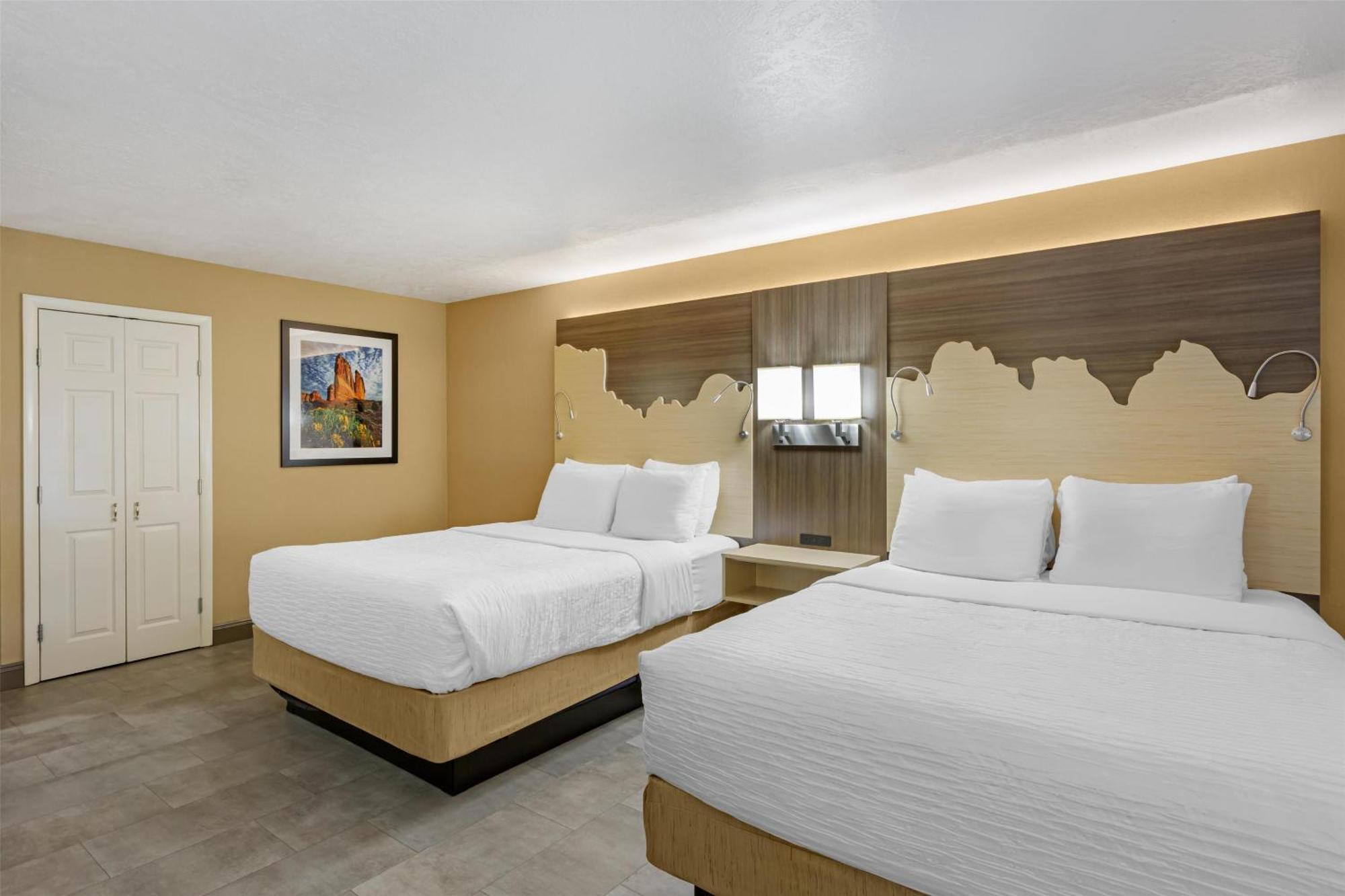 Queen Room Two Queen Beds Bath Tub Disability Access or Non-Smoking