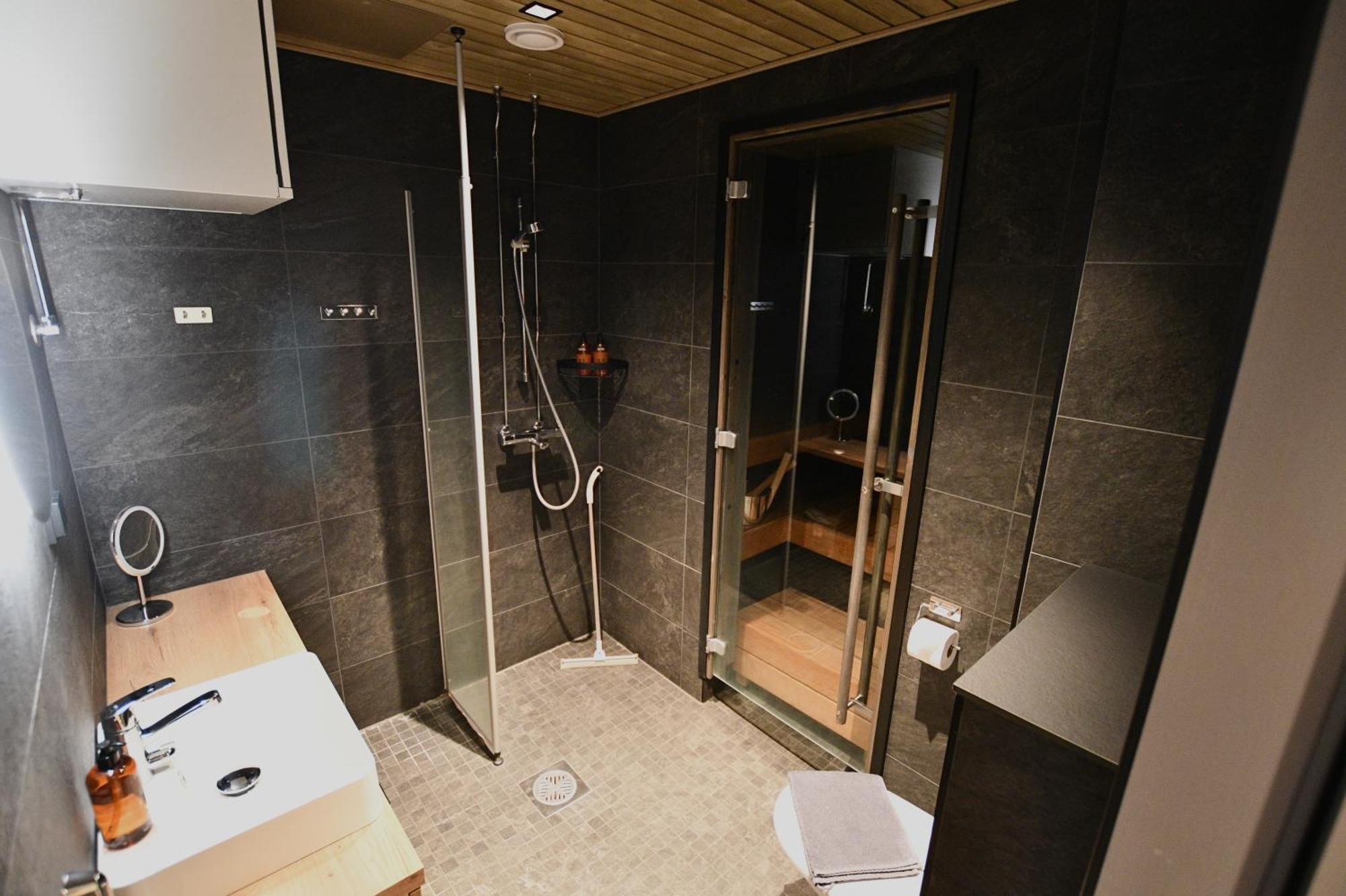 Familiensuite mit Sauna