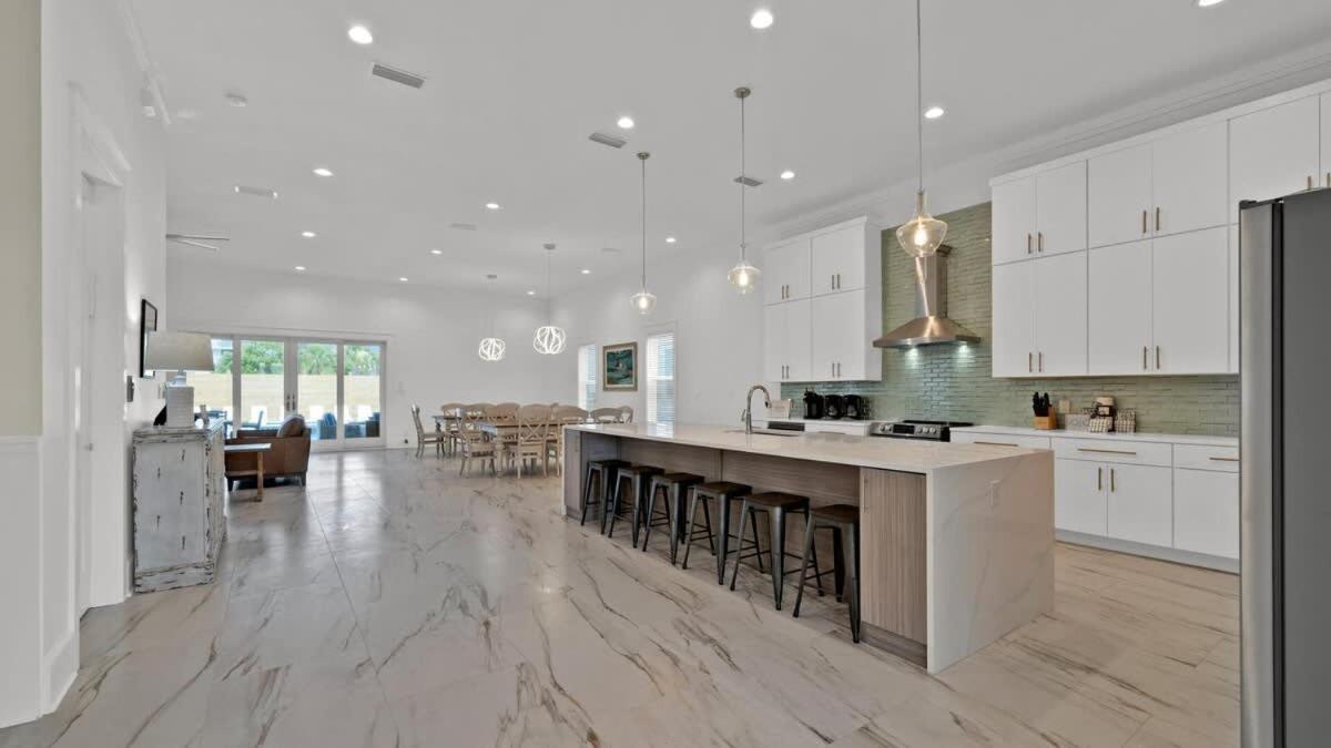 Twelve-Bedroom Holiday Home