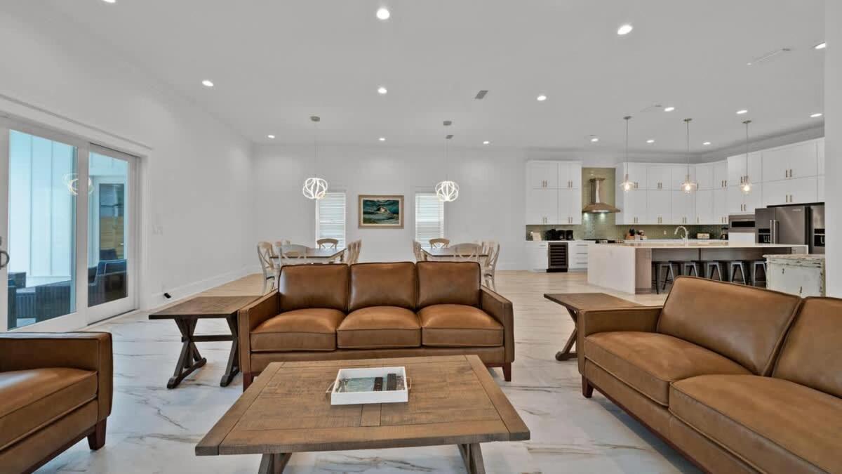 Twelve-Bedroom Holiday Home