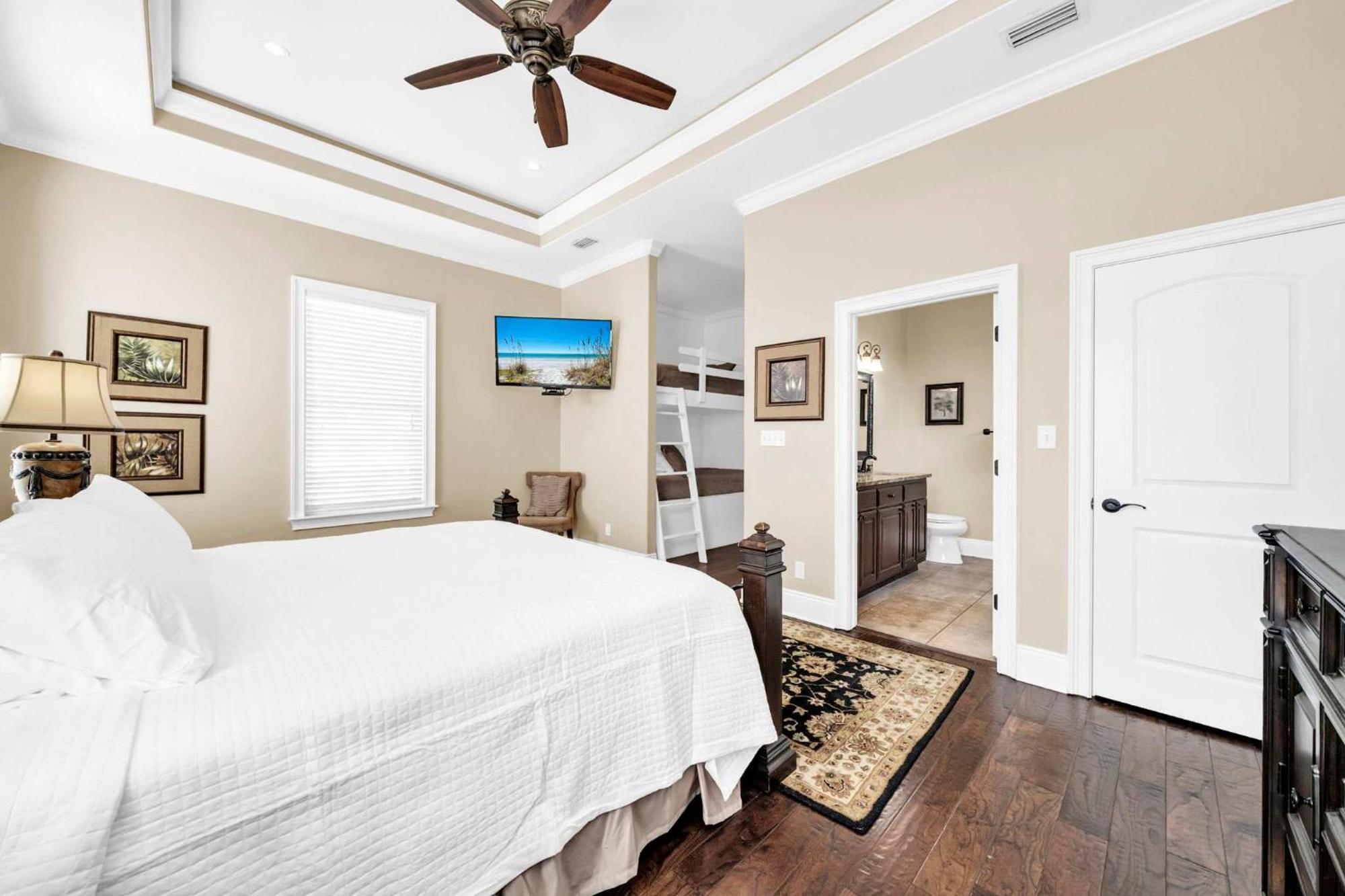 Nine-Bedroom Holiday Home
