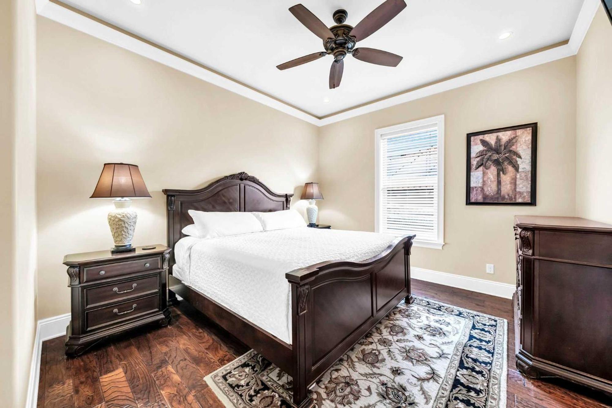 Nine-Bedroom Holiday Home