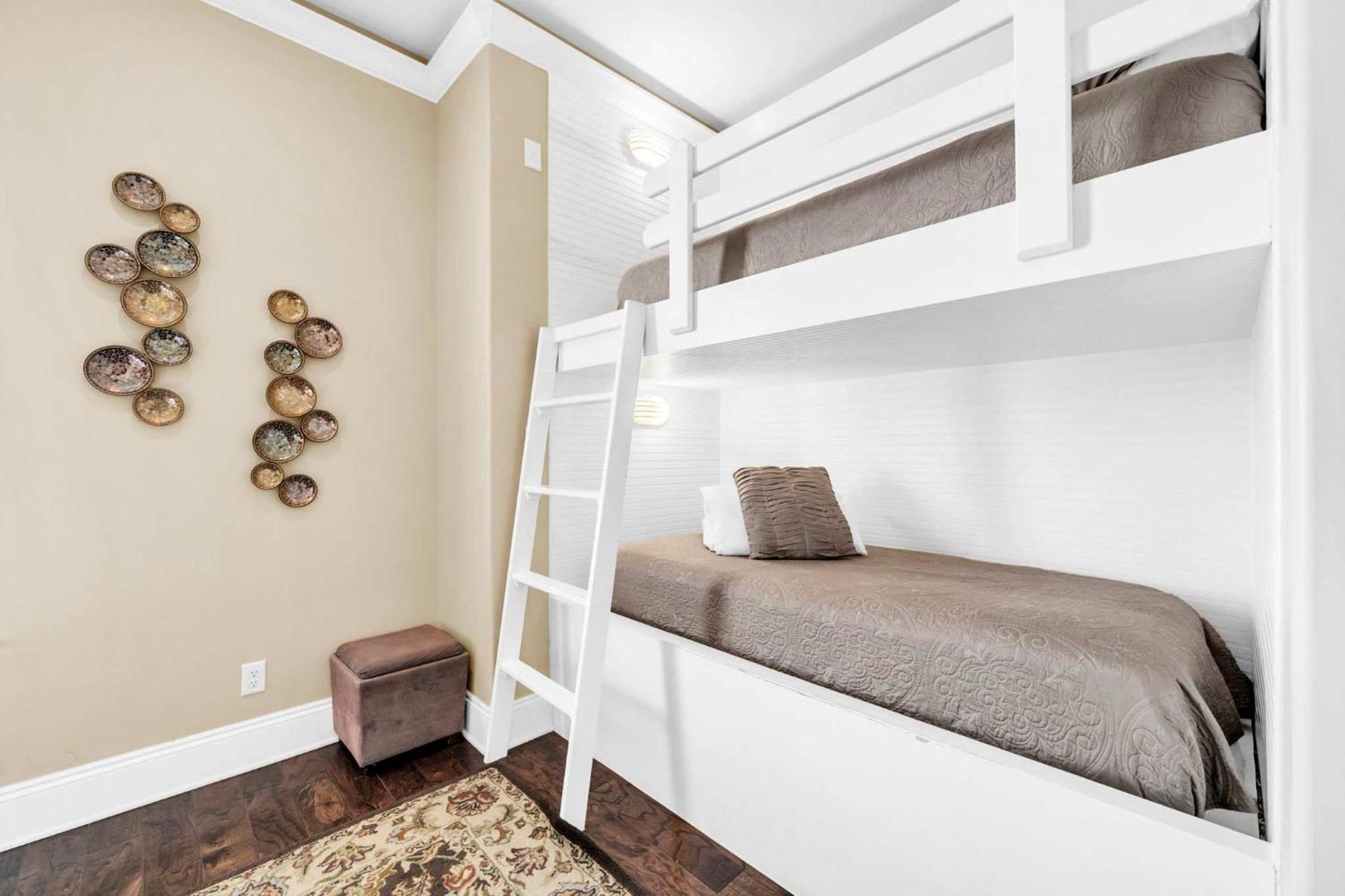 Nine-Bedroom Holiday Home