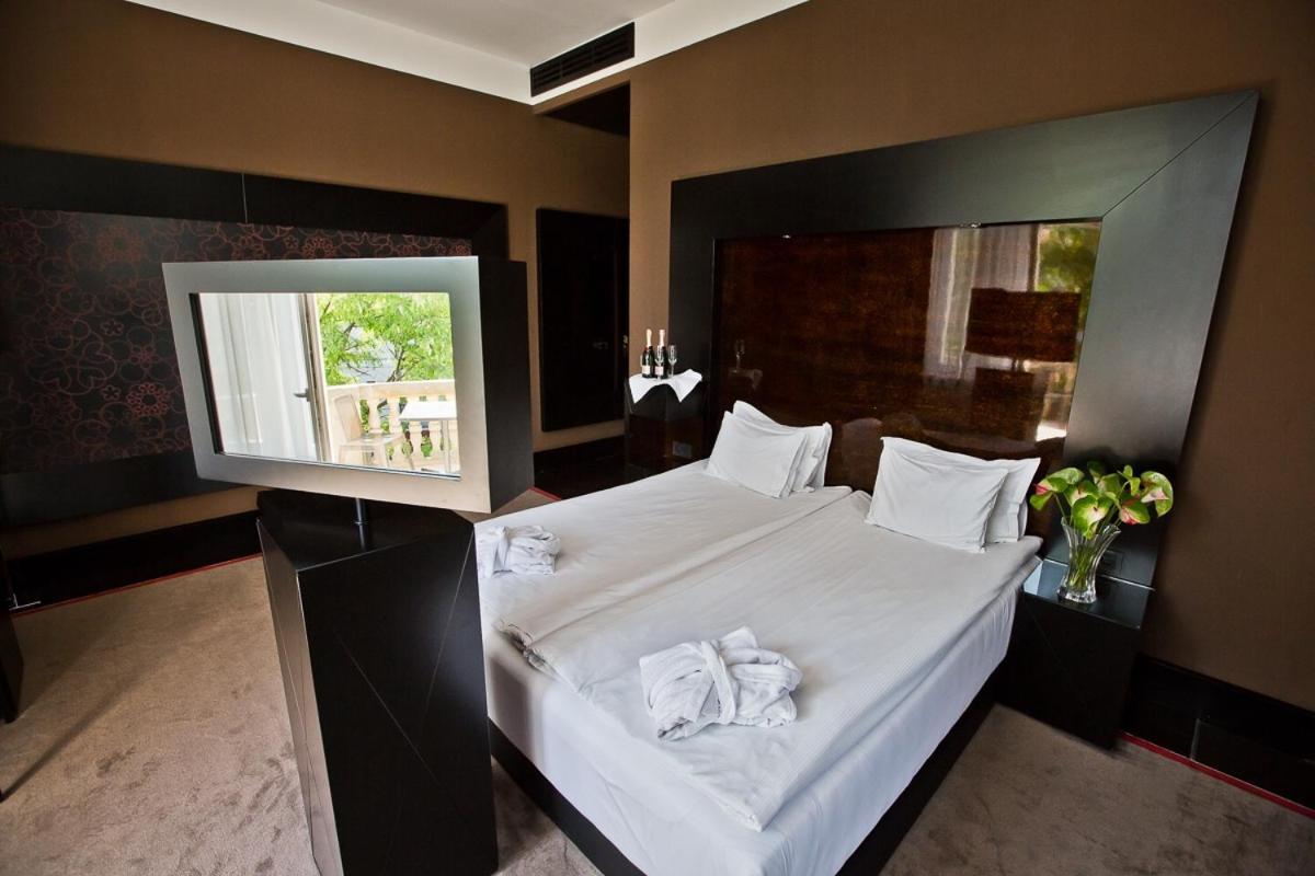 Standard Double Room,1746856635:JPEG