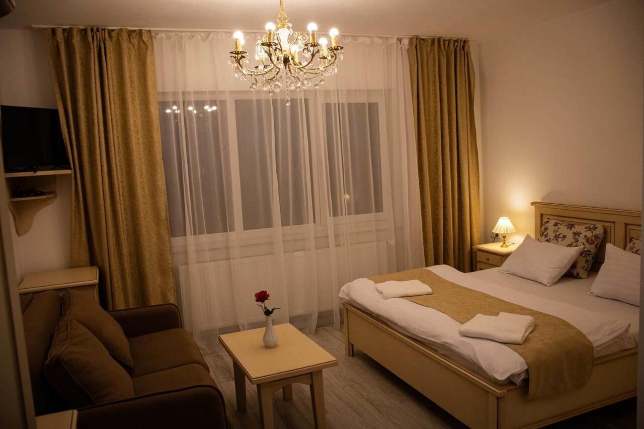Familienzimmer (2 Erwachsene + 2 Kinder)