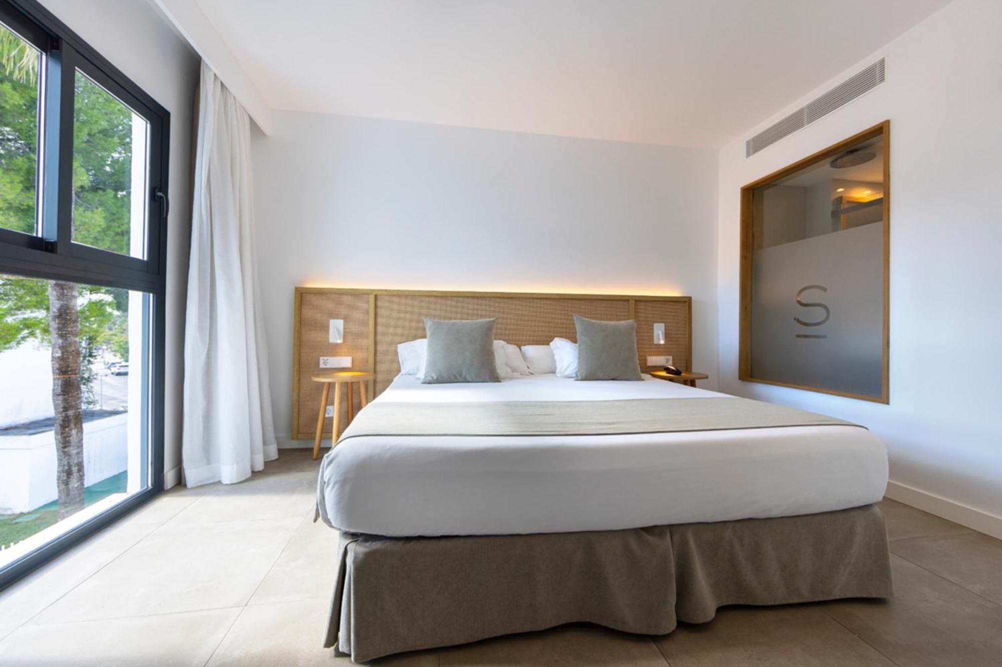 Junior Suite mit Terrasse (2 Erwachsene + 2 Kinder)
