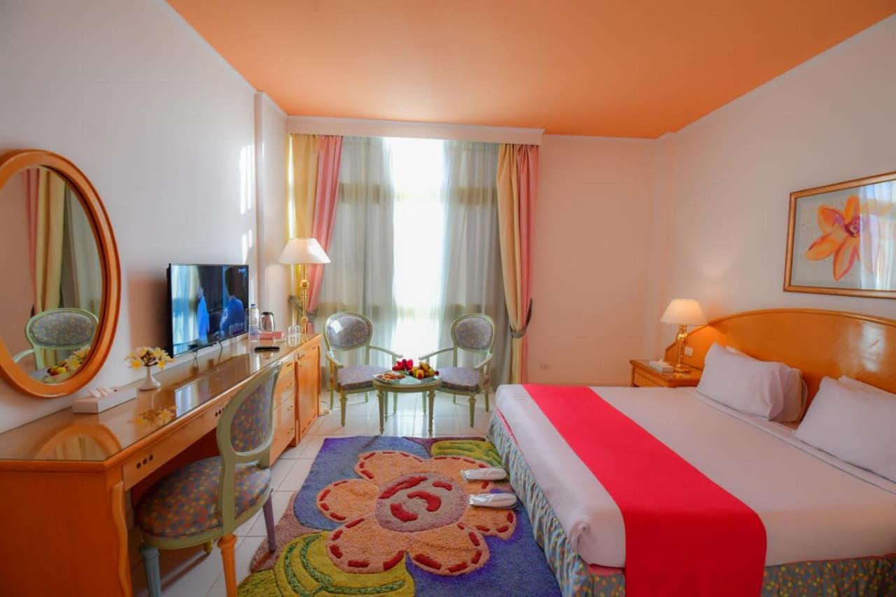 Standard Doppel- oder Zweibettzimmer mit Meerblick