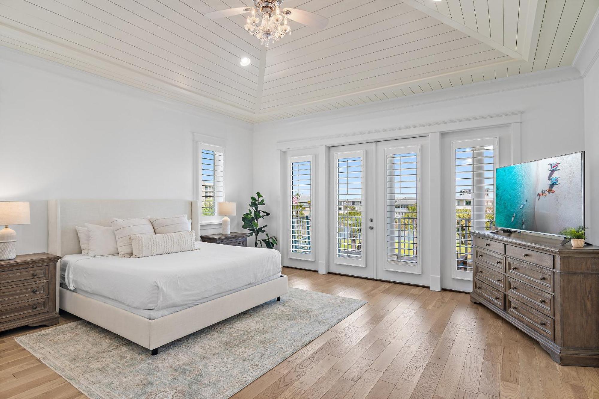 Four-Bedroom Holiday Home