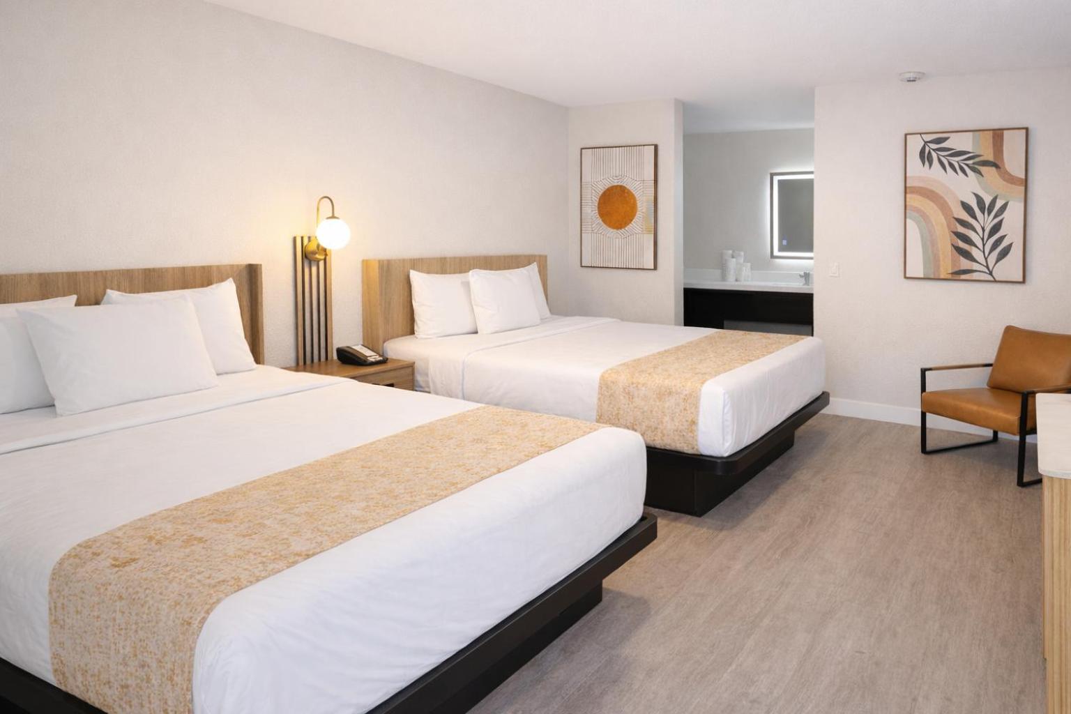 Queen Room Two Queen Beds