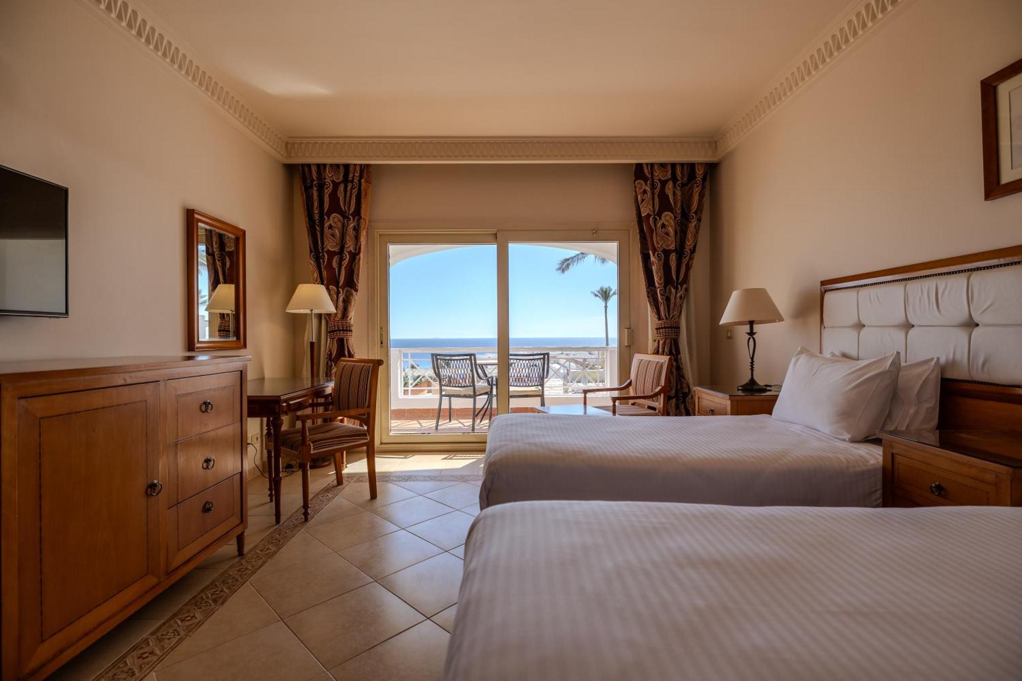 Standard Zweibettzimmer mit Balkon und Meerblick