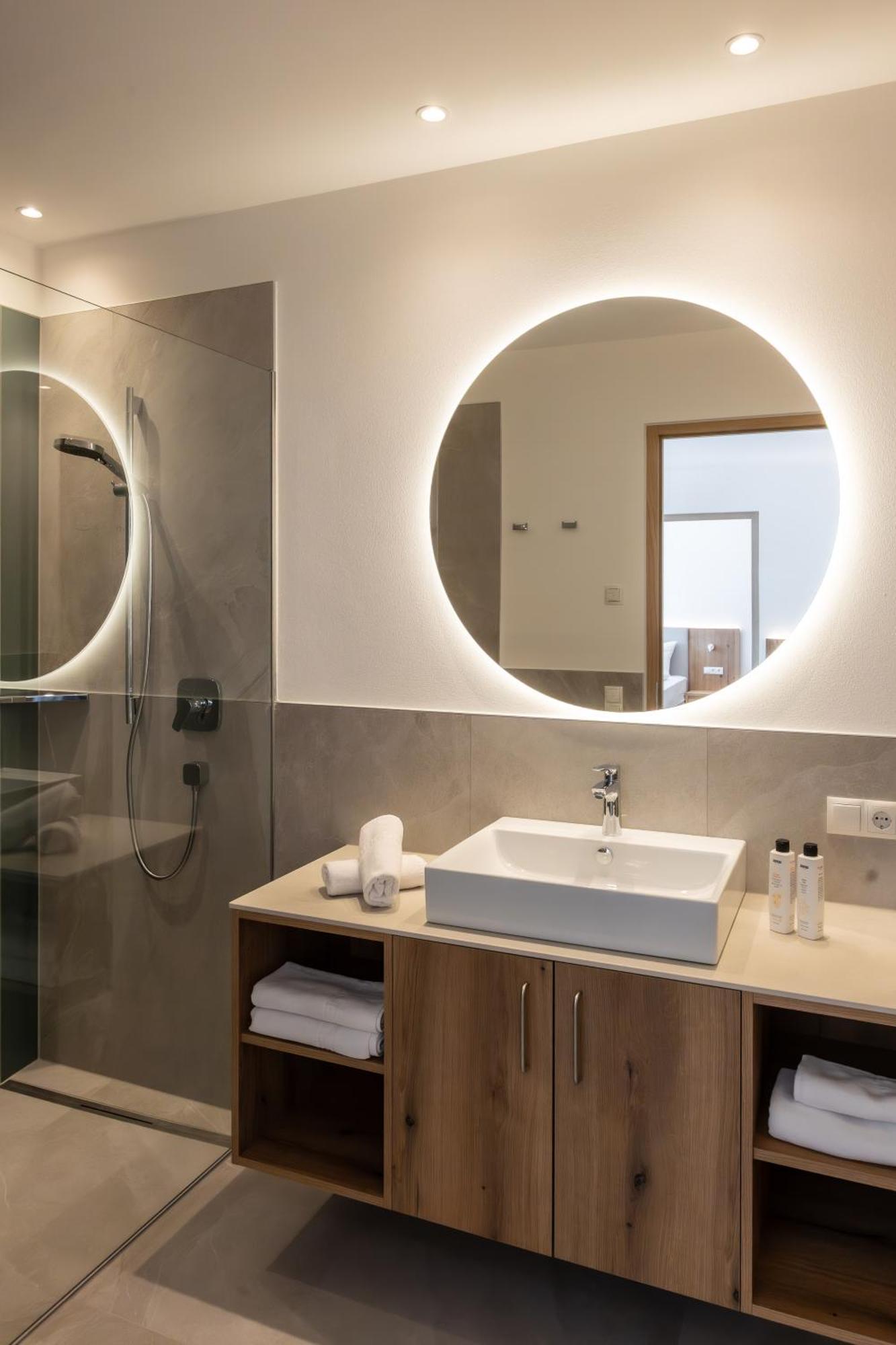 Apartment mit 1 Schlafzimmer und Balkon