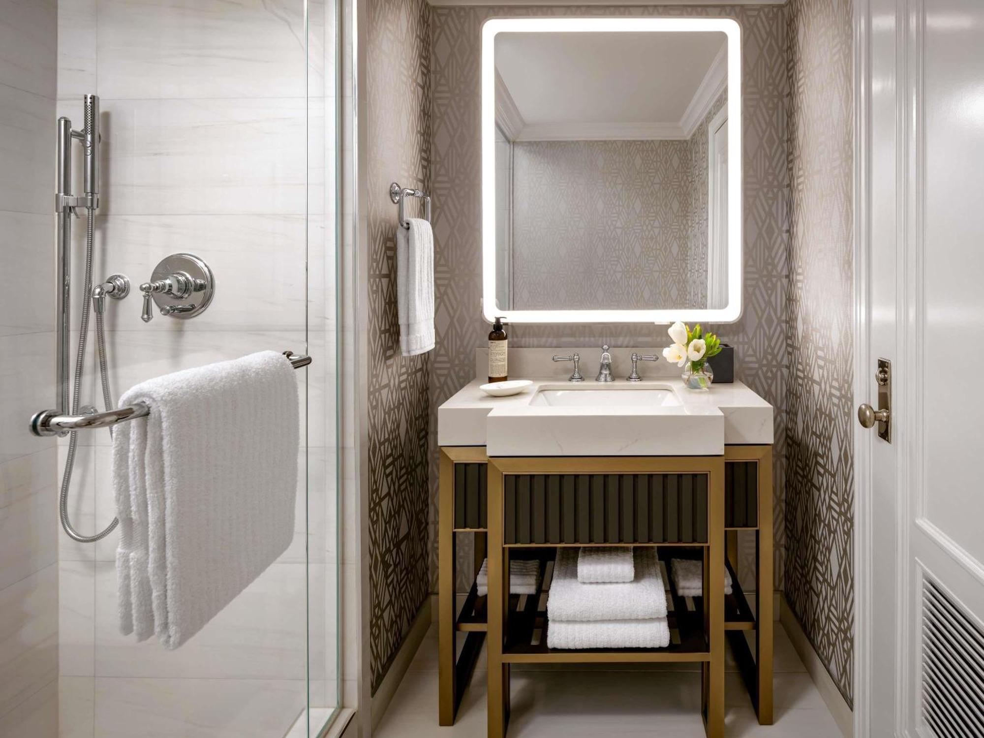 Fairmont Zimmer mit Kingsize-Bett