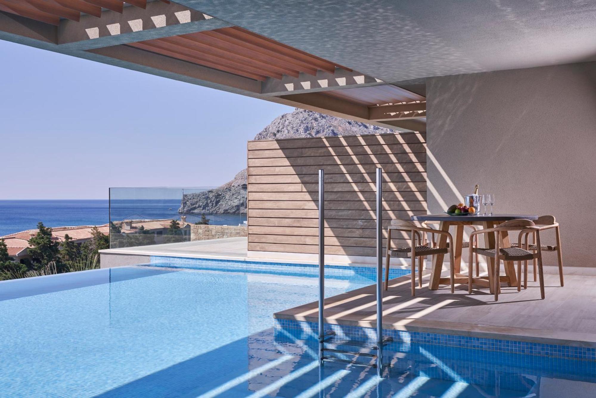 Suite mit 1 Schlafzimmer, eigenem Pool und seitlichem Meerblick (Wohngebiet)