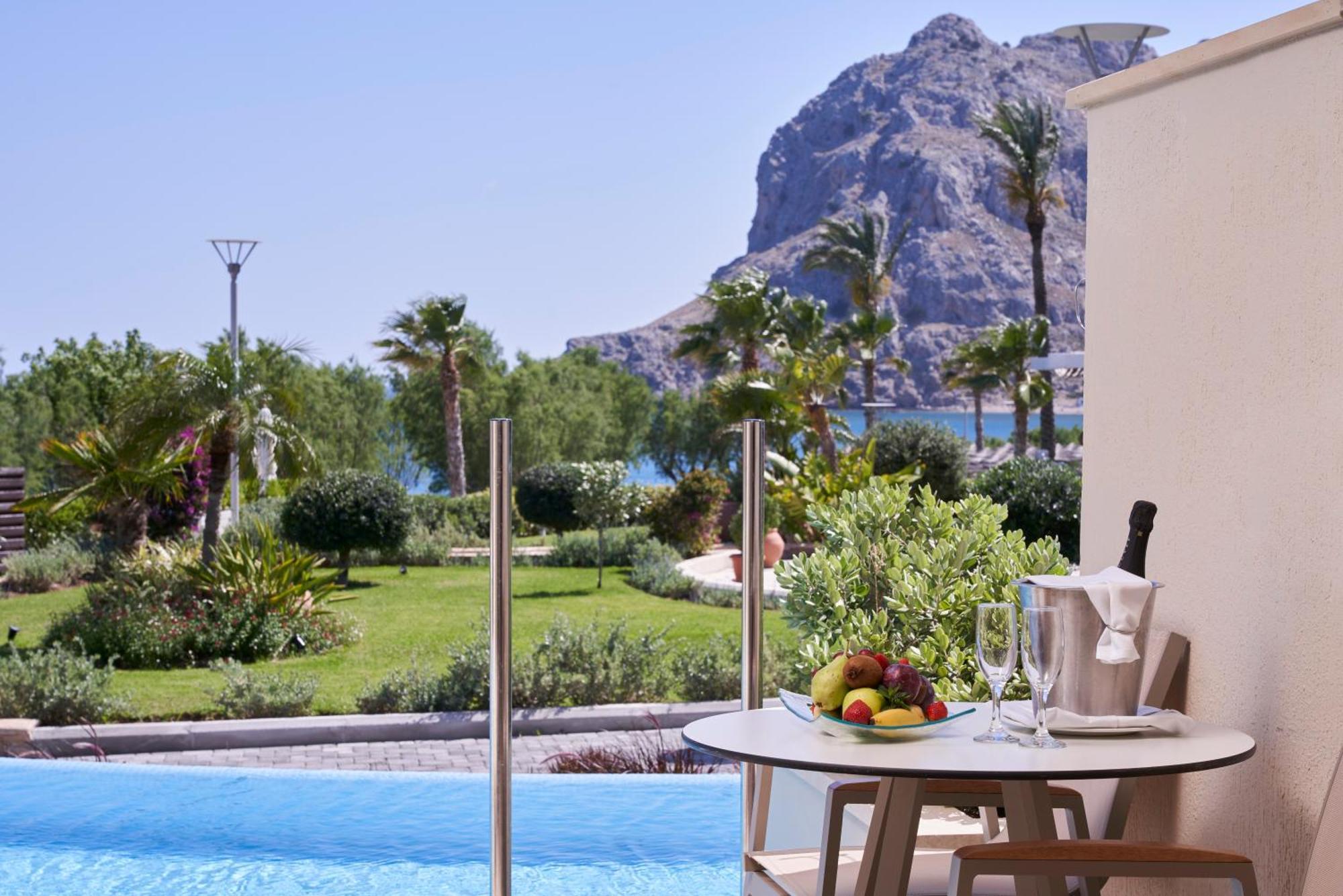 Junior Suite Swim-Up mit eingeschränktem Meerblick