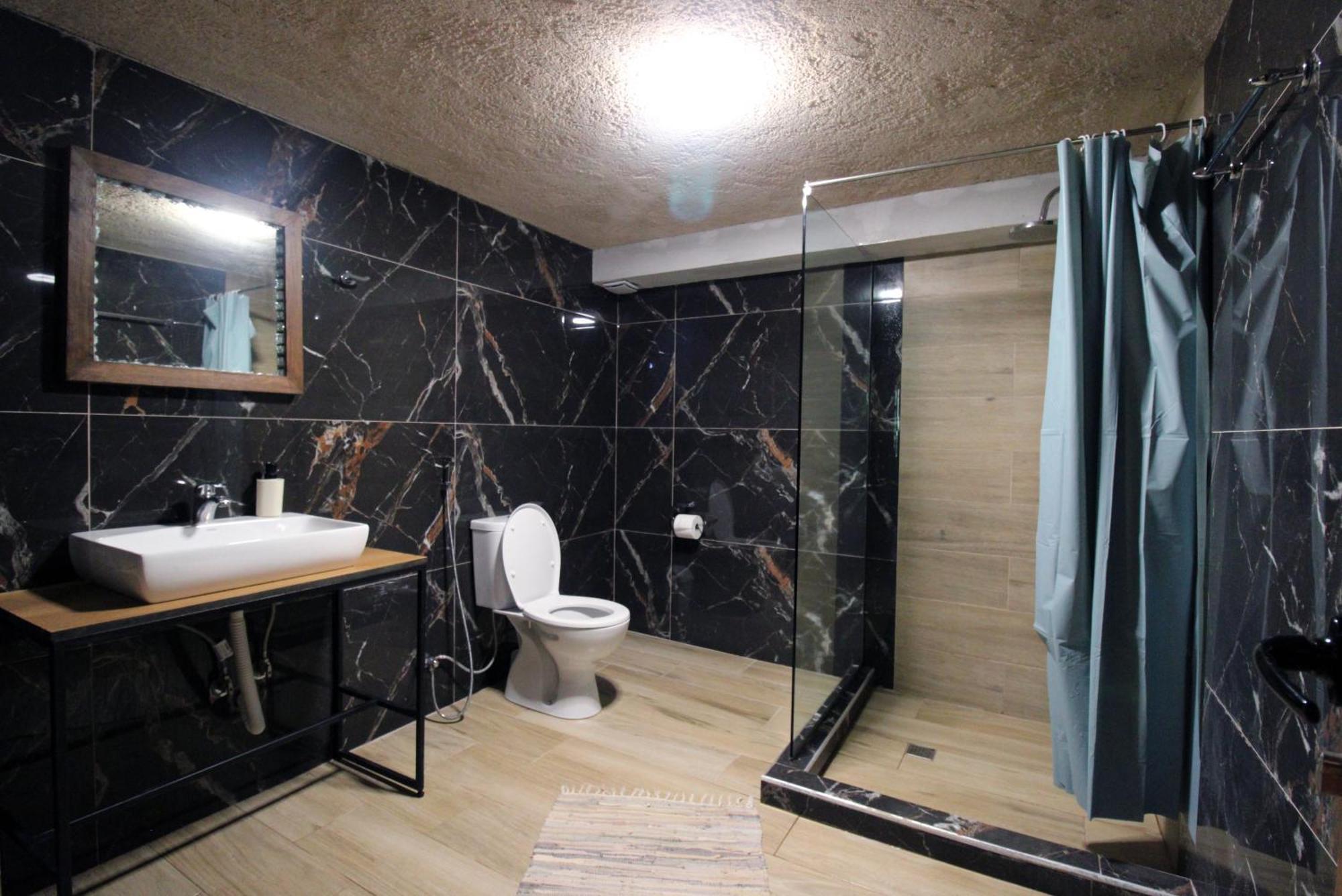 Deluxe Doppelzimmer mit Dusche