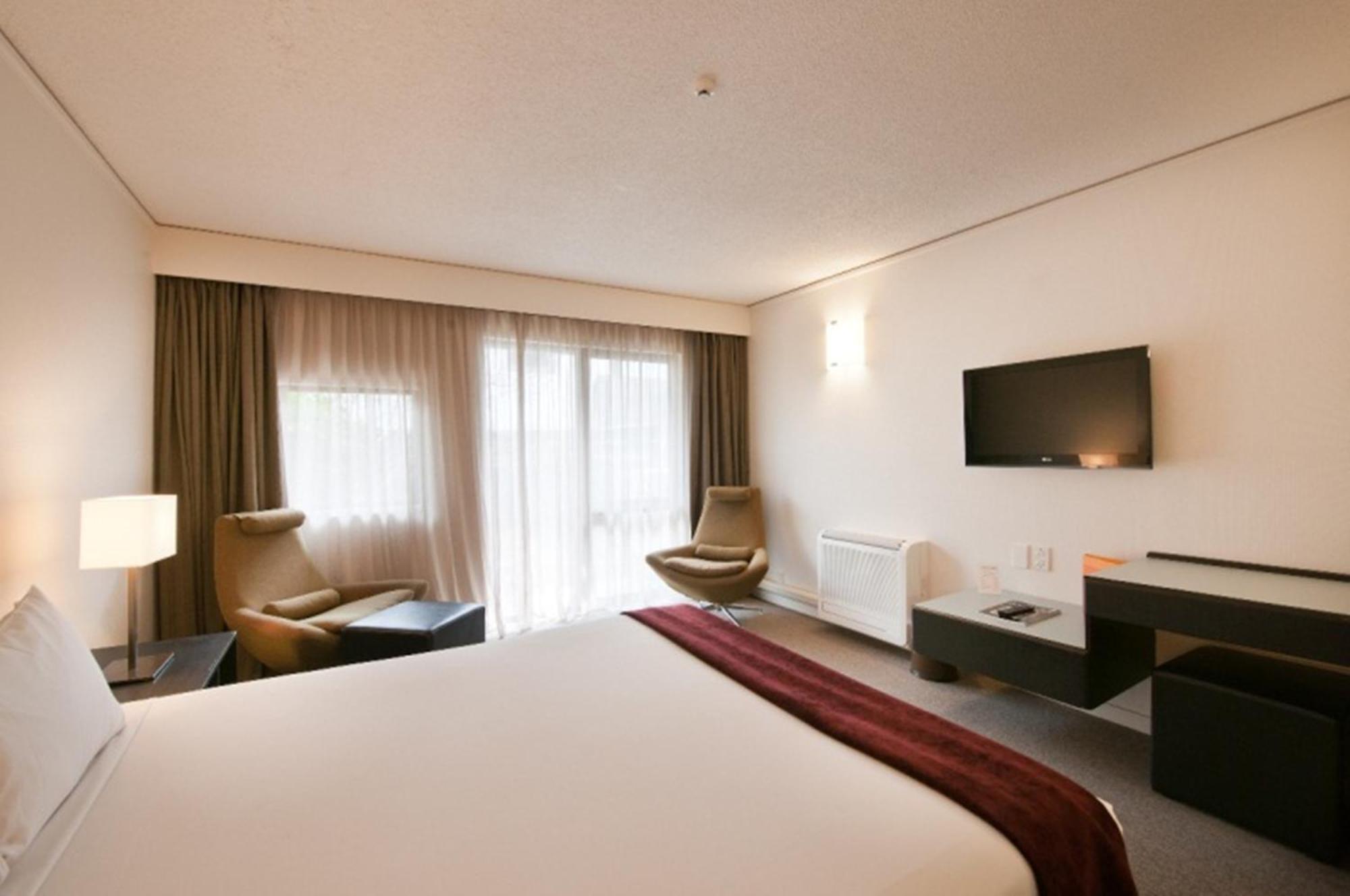 Superior King Room,1742647674:JPEG