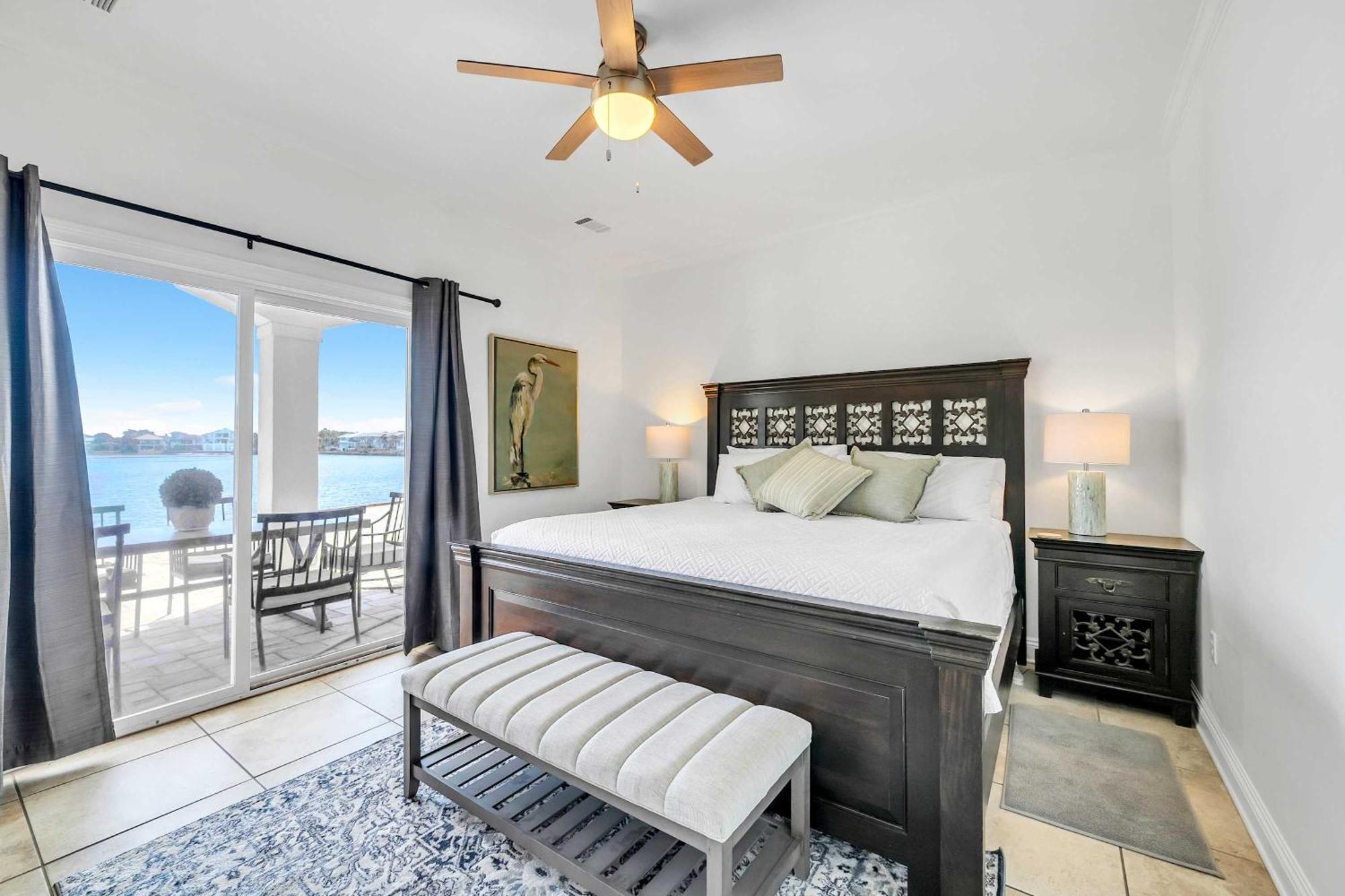 Five-Bedroom Holiday Home