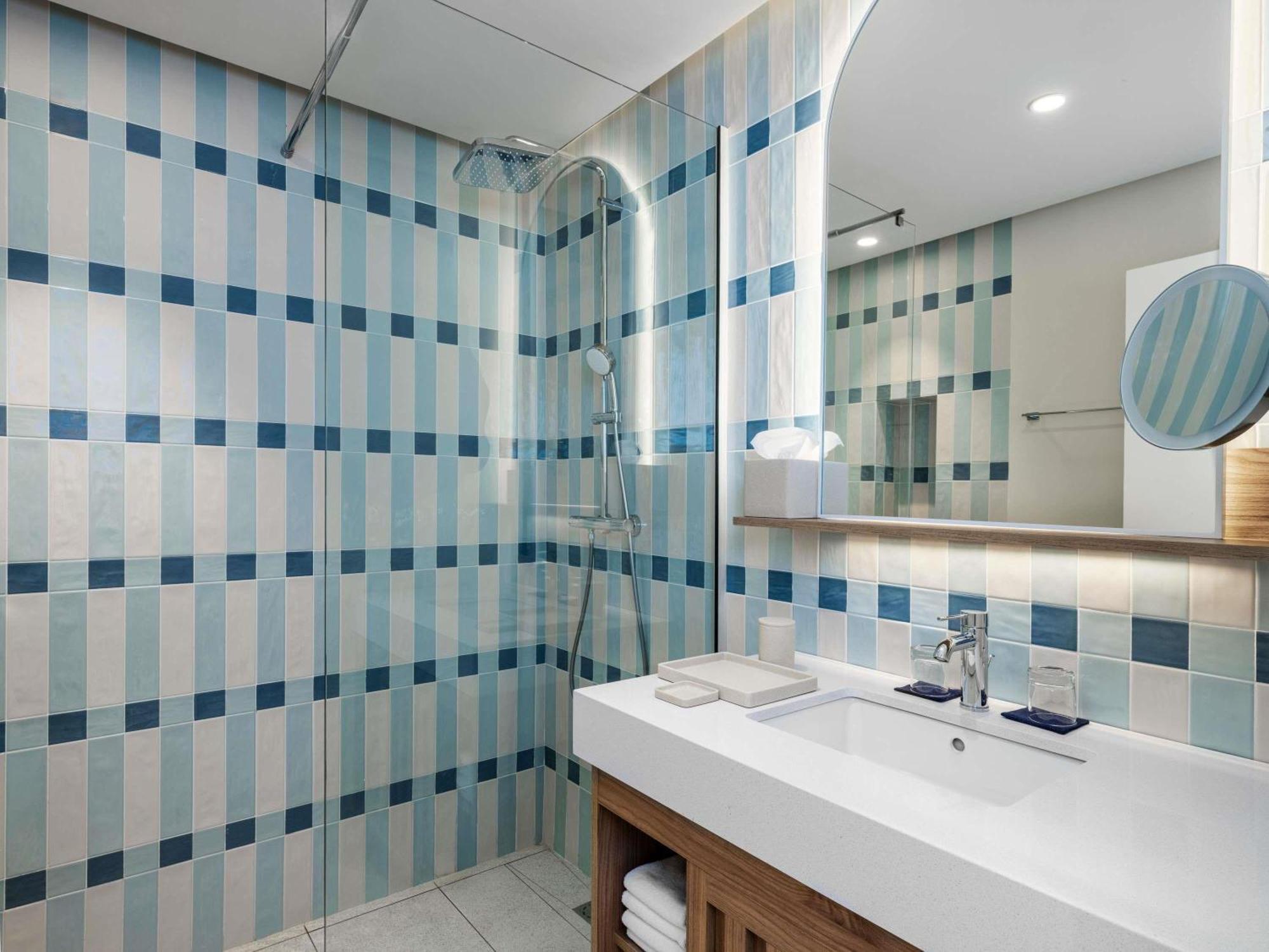 Junior Suite mit Poolblick