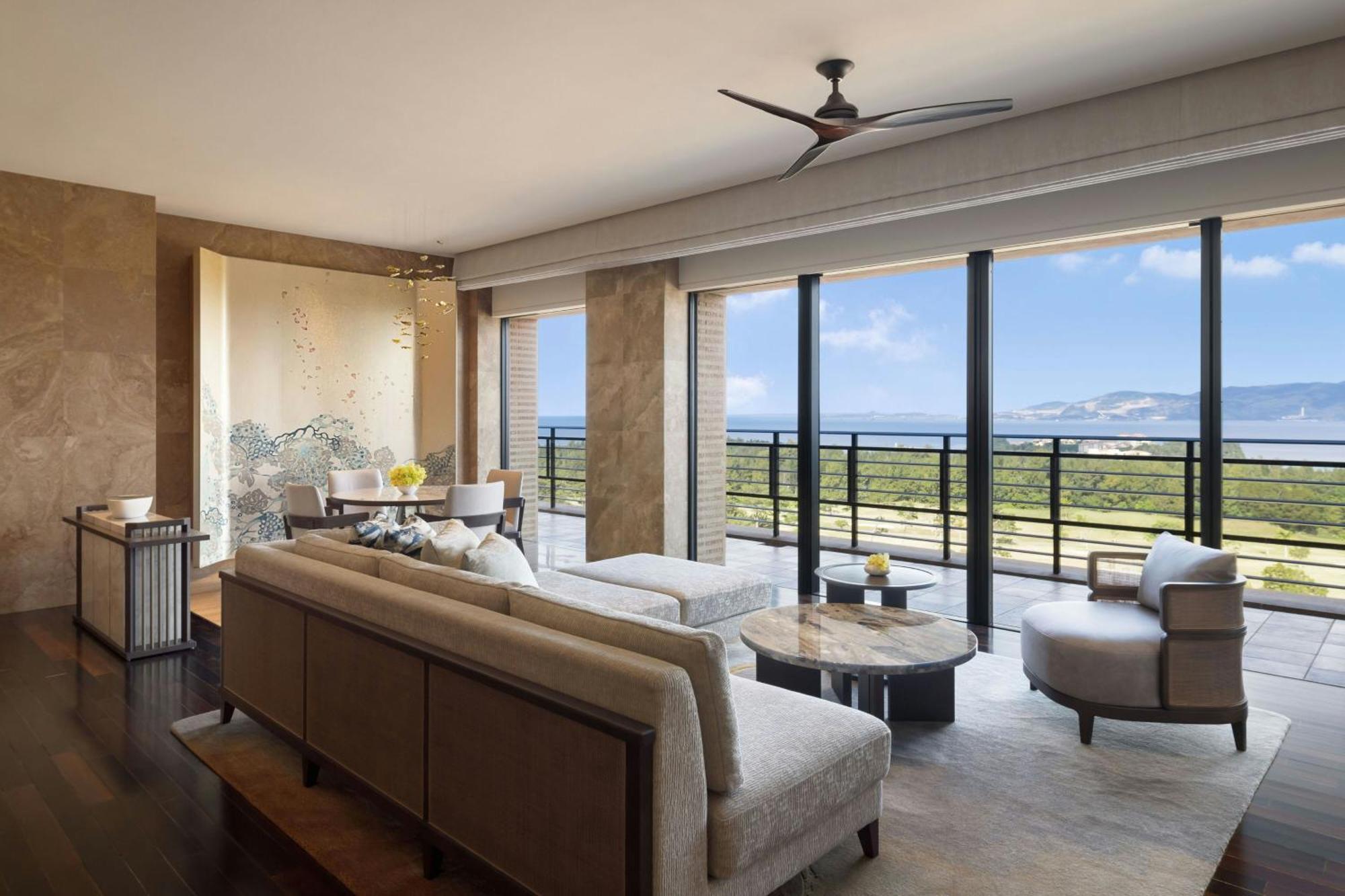 Suite The Ritz-Carlton