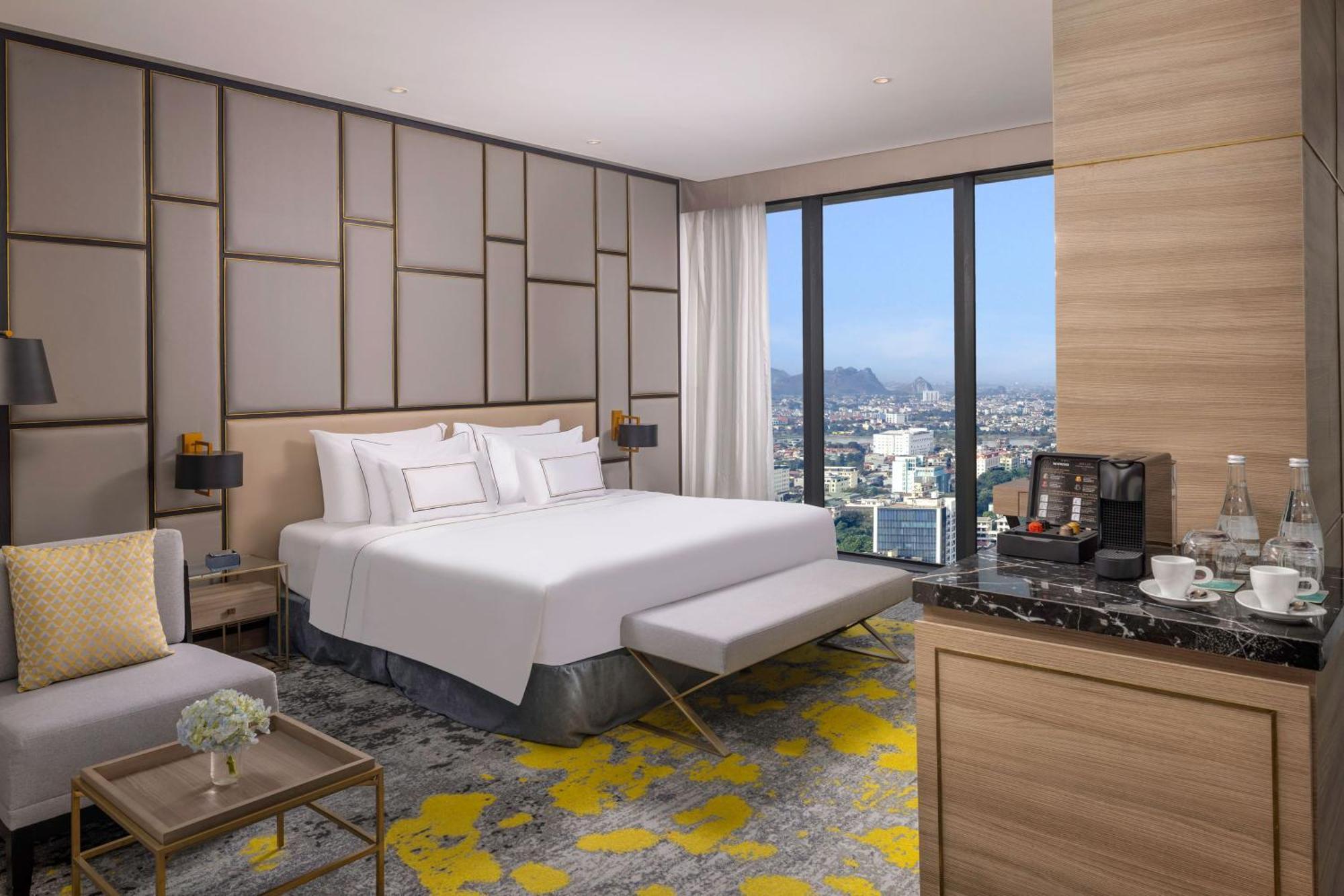 The Level Premium Room - Complimentary Executive Lounge Access