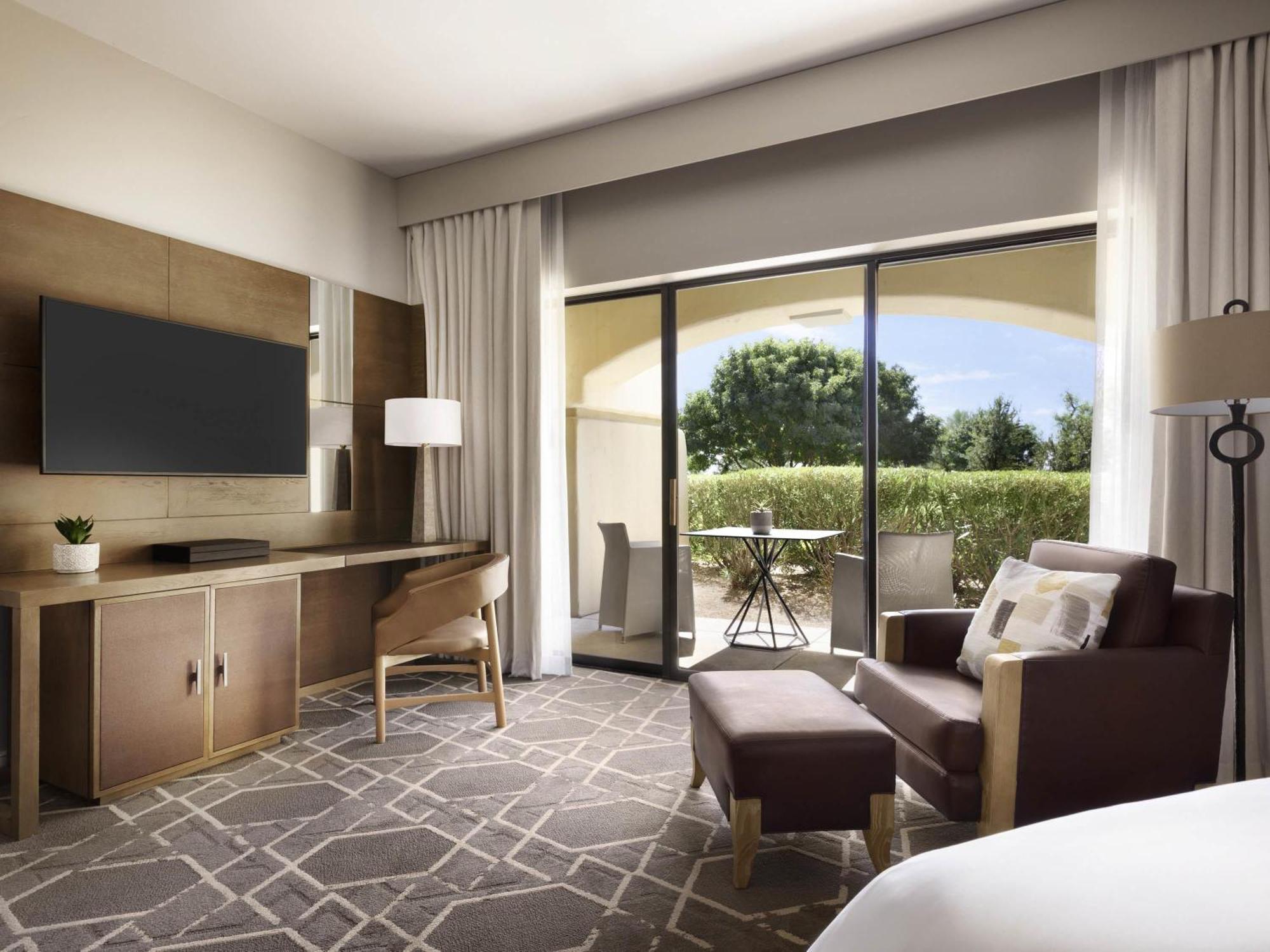 Fairmont King Room Roll Shower Patio or Balcony Mobility Accessible
