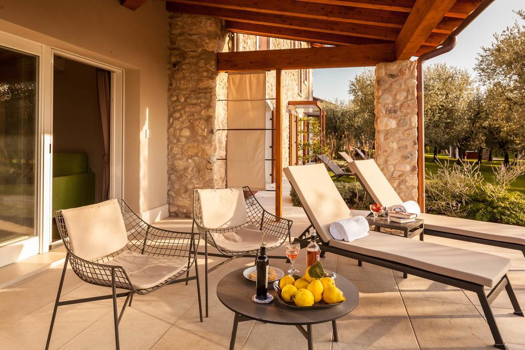 Suite mit Terrasse und Seeblick