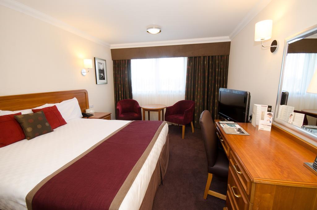 Standard Zimmer mit Kingsize-Bett