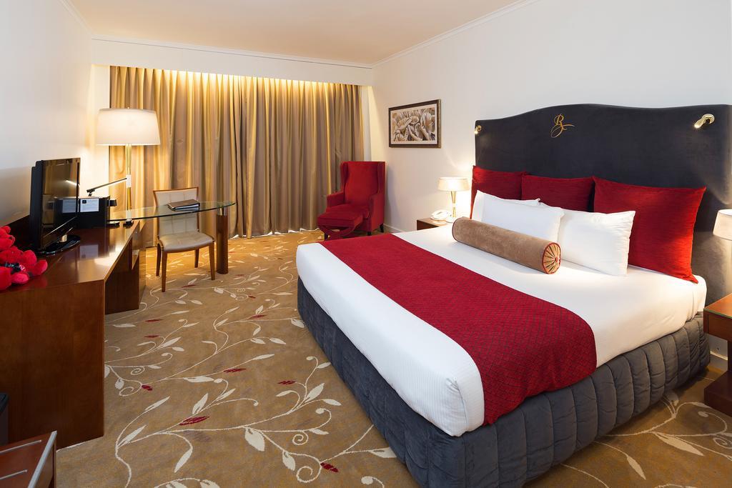 Deluxe Zimmer mit Kingsize-Bett und kostenfreiem WLAN