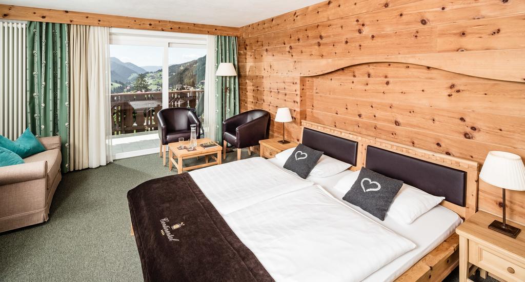 Junior Suite mit Balkon