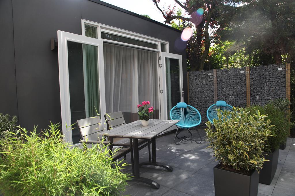 Zweibettzimmer mit Terrasse