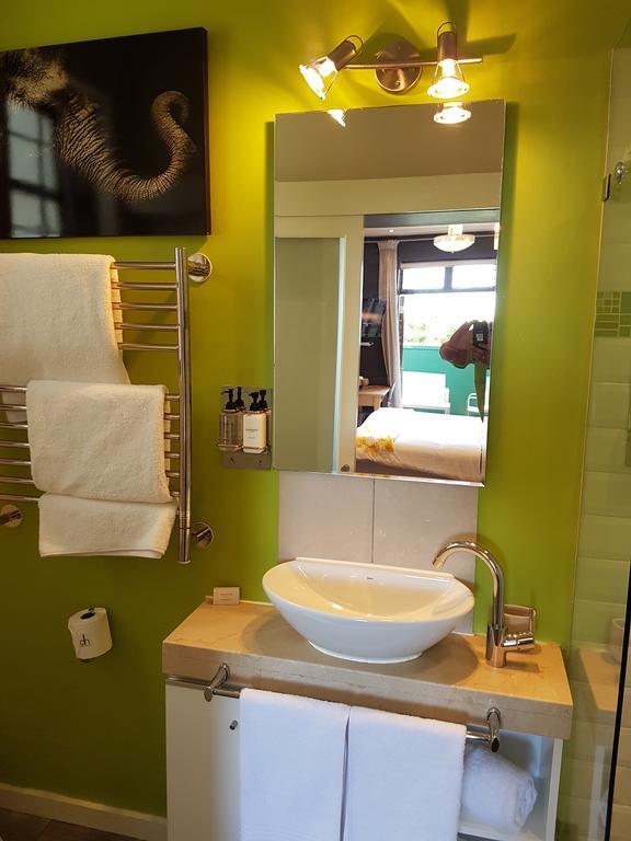 Doppelzimmer mit Poolblick