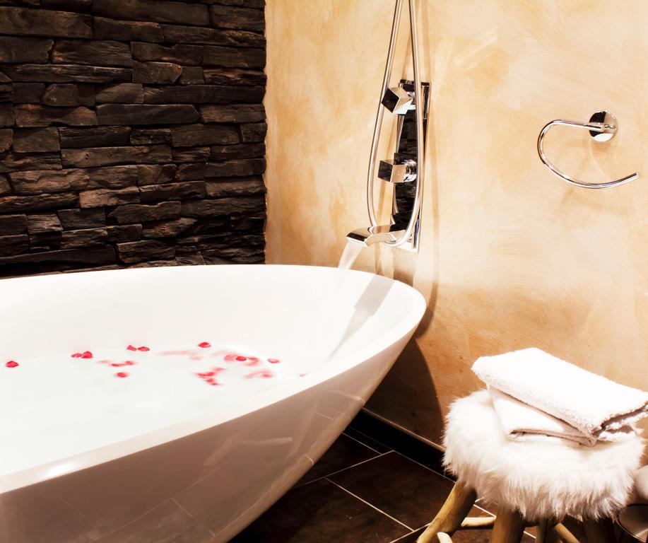 Privates Chalet mit eigenem Whirlpool (2 Personen)