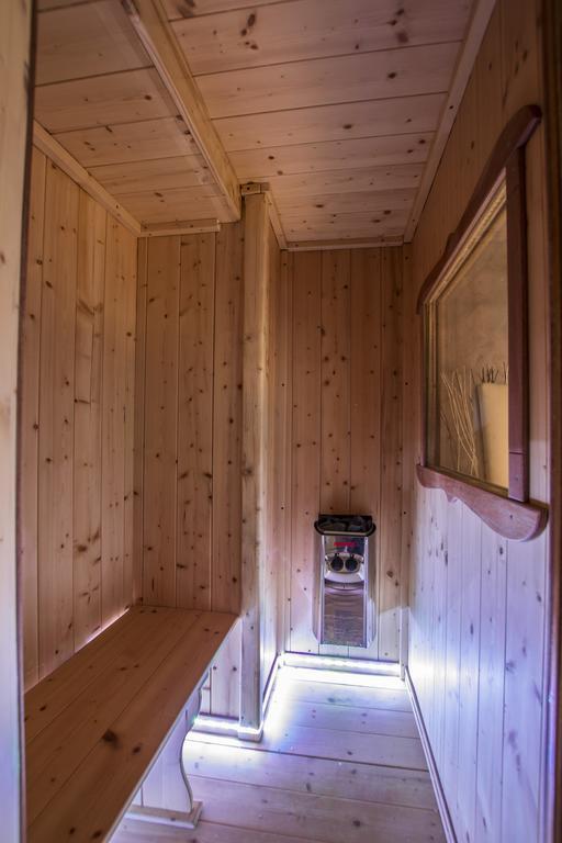 Deluxe Suite mit Whirlpool-Badewanne