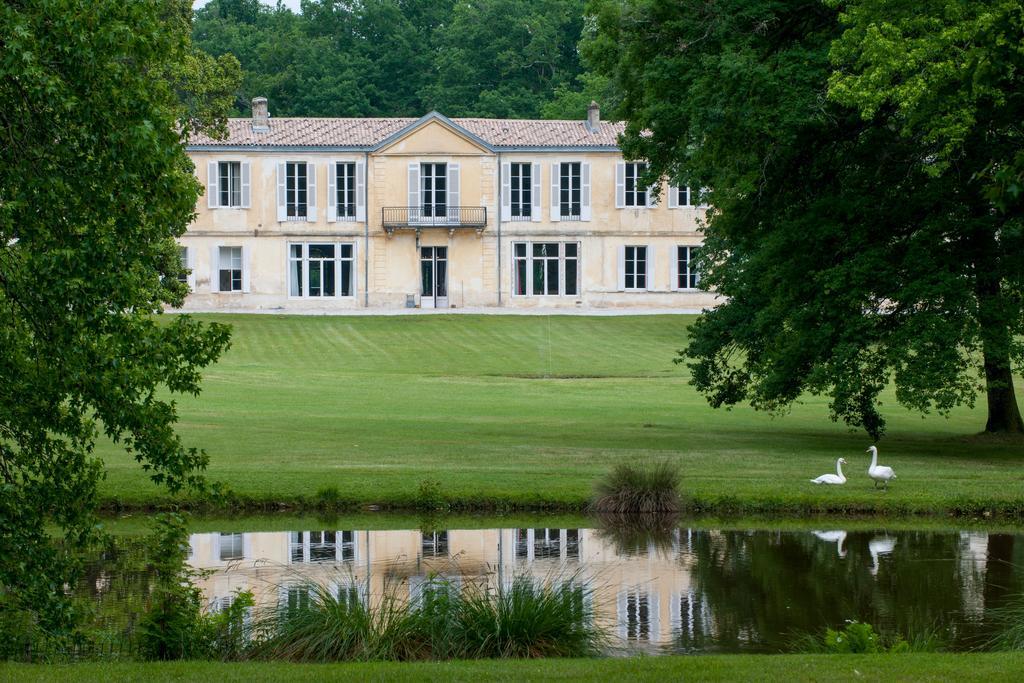 Suite Chartreuse du Thil, located 0.9 mile from Les Sources de Caudalie