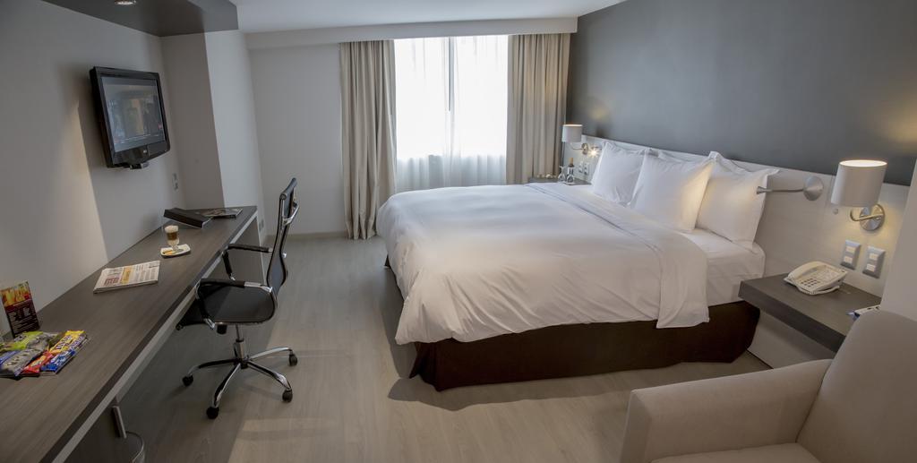 Superior Zimmer mit Kingsize-Bett