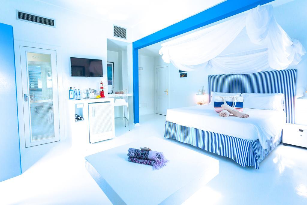 Doppelzimmer mit seitlichem Meerblick