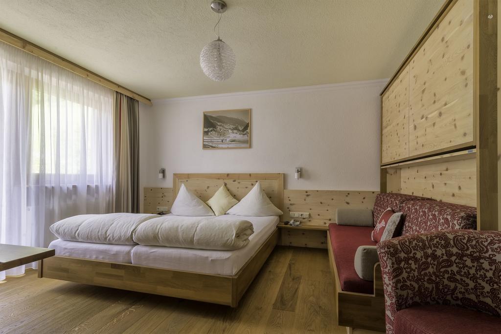 Doppelzimmer Gampertun