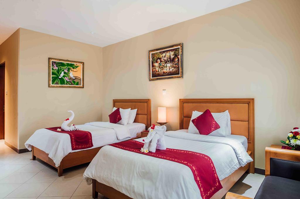 Miteinander verbundenes ​​Grand Deluxe Doppel- und Zweibettzimmer
