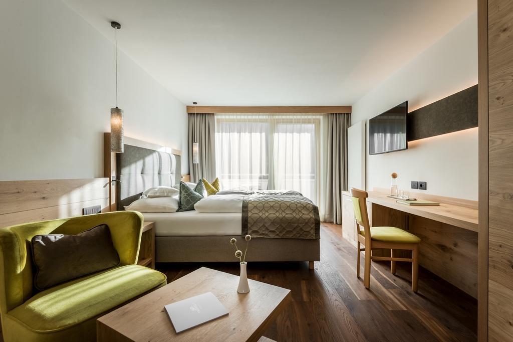 Deluxe Doppel-/Zweibettzimmer