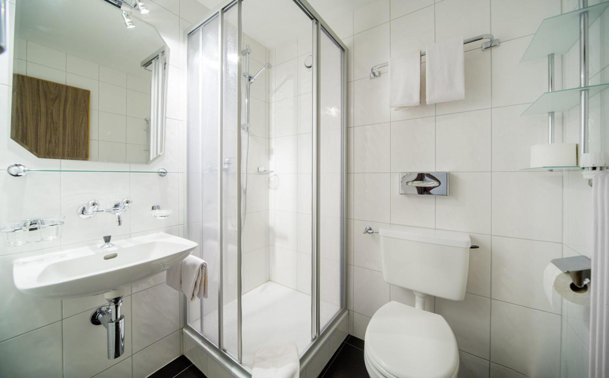 Doppelzimmer mit Zustellbett