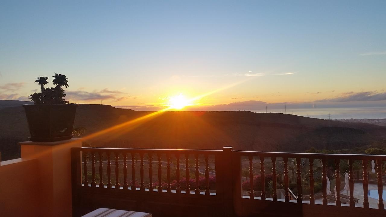 Deluxe Doppelzimmer mit Balkon und Meerblick