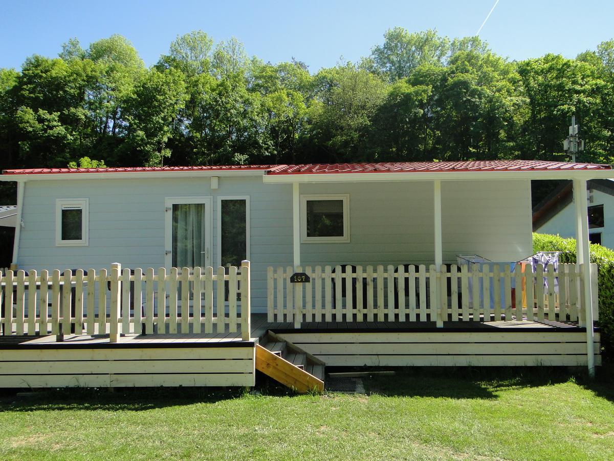 Bungalow mit Terrasse